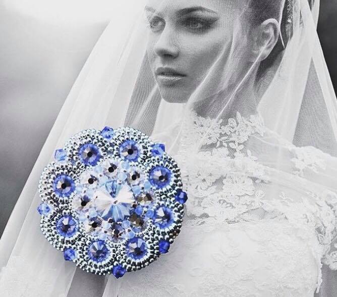 Create your dream wedding with a brooches from SKVOST